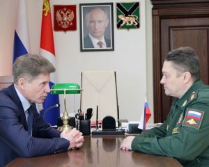 Моряки-тихоокеанцы встретили командующего войсками ВВО.
