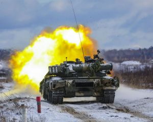 С учётом накопленного опыта.