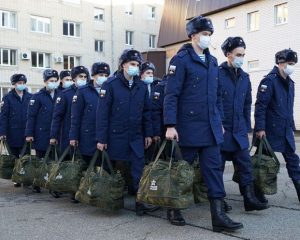 Чтобы достойно Родине служить.