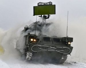 Небо над войсками надёжно защищено.