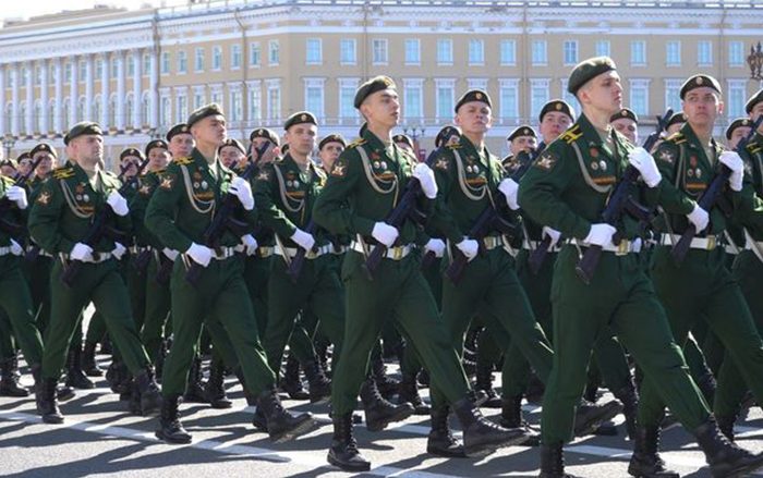 Дипломная работа: Роль военного фактора в истории России