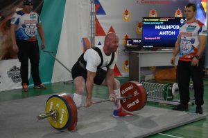 Силачи на севастопольской земле