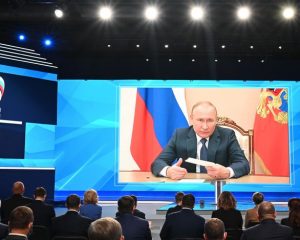 Соответствовать вызовам времени.