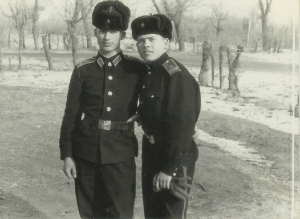Максим Поляков (слева) и Владимир Сысоенко, 1971 г.