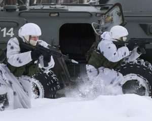 Оборону страны крепим на полигонах.