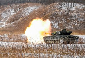 Не снижая интенсивности боевой подготовки