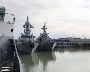 Новая ВМБ на Каспии приняла корабли и суда