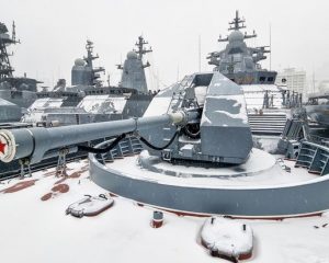 Красавец-корвет «Гремящий» в пункте постоянной дислокации.