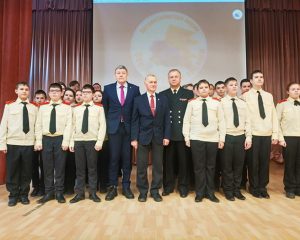 Пробуждая интерес к истории Отечества