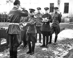 А.И. Грисенко, начальник Чугуевского военного авиационного училища лётчиков.