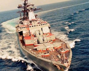 Противостоять военным угрозам Российской.