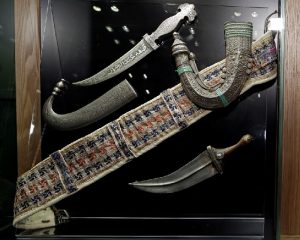 Кинжалы издавна прославили Кубачи