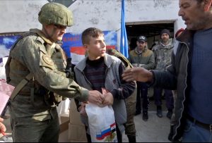 Сотрудники ЦПВС оказали помощь жителям провинций Алеппо и Деръа