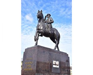 В Краснодаре открыли памятник генералу армии Штеменко