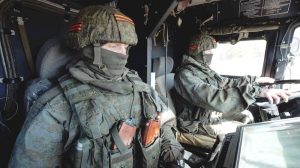 Свои навеки они вписали имена