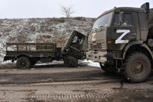 Под ногами украинских нацистов горит земля 