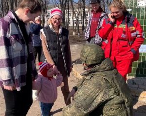 На помощь нуждающимся приходим всем миром.