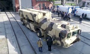 Макетный образец пусковой установки ОТРК «Гром-2» (фото КБ «Южное»).