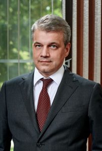 Денис Попков.