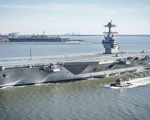 США Новый авианосец готовится в поход.