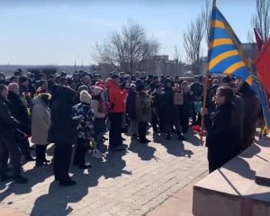 Вновь собрались у Вечного огня