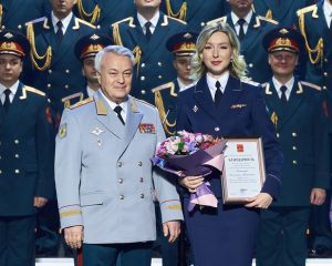 Пусть миром правит любовь