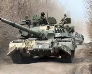 Сынов Отечества подвиг, честь и слава.