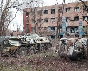 Нацизм сжигаем огнём ракет и артиллерии