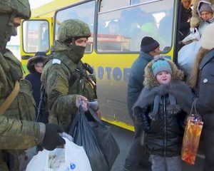 Своих в беде не бросаем.