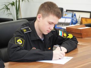 Нахимовцы пишут бойцам