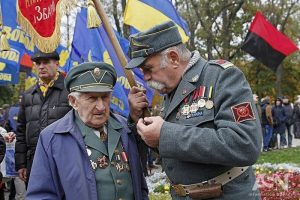 Слова, перелитые в разящий свинец