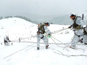 Жаркие этапы в снежном предгорье