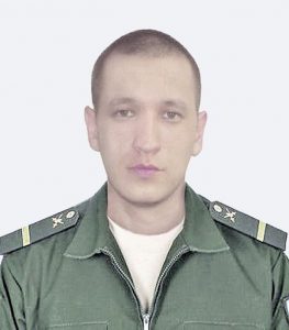 Ефрейтор Вадим ЯЛАЛОВ.