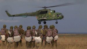 С неба и моря – в бой!