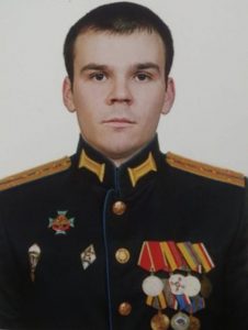 Капитан медицинской службы  Константин ВШИВКОВ.