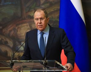Россия была вынуждена встать на защиту русских на Украине.