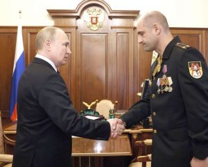 Звезда Героя стала семейной реликвией