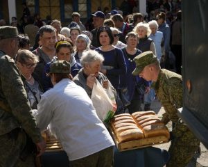 Киевский режим бесчеловечно относится к мирному населению.