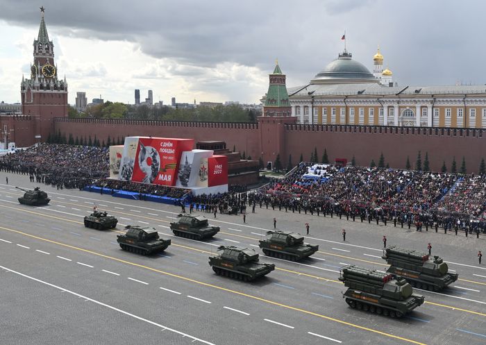 Мы гордимся непокорённым, доблестным поколением победителей