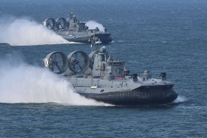 Крепить боевую готовность на западных рубежах