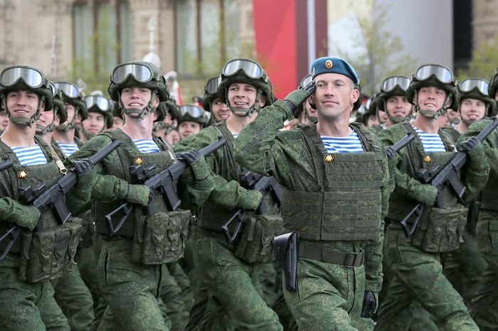Мы гордимся непокорённым, доблестным поколением победителей