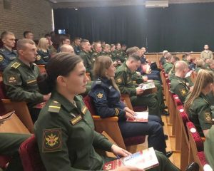 И талантлив, и умён.