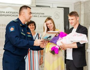 Помочь и маме, и малышу