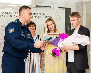 Помочь и маме, и малышу