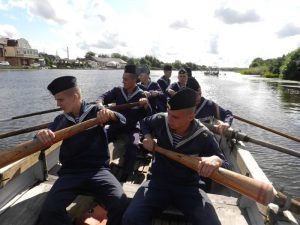 От берегов Невы курс на моря и океаны