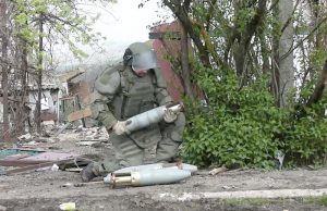 Нуждающихся в беде не оставим