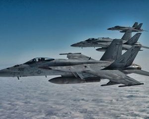 США Патрулируют в Средиземноморье.