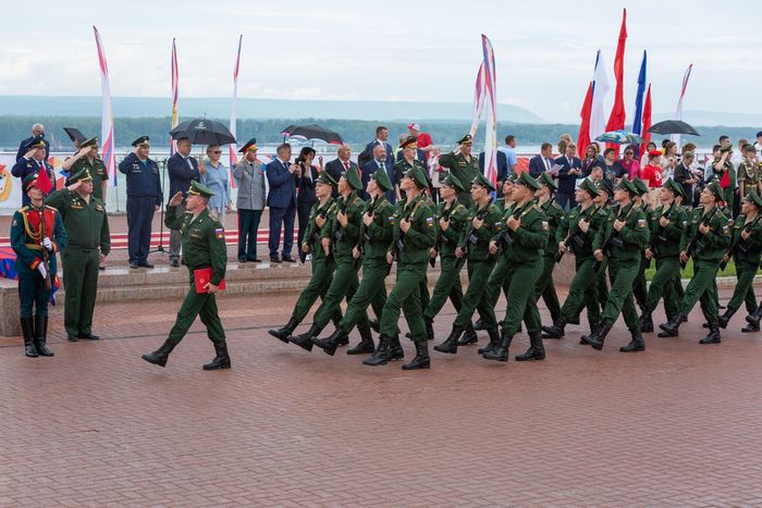 Незабываемые для её непосредственных участников мгновения торжественной церемонии.
