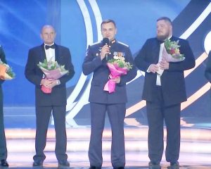 За воинскую доблесть, профессионализм и преданность делу.
