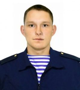 Рядовой Дмитрий КАДЫРОВ.